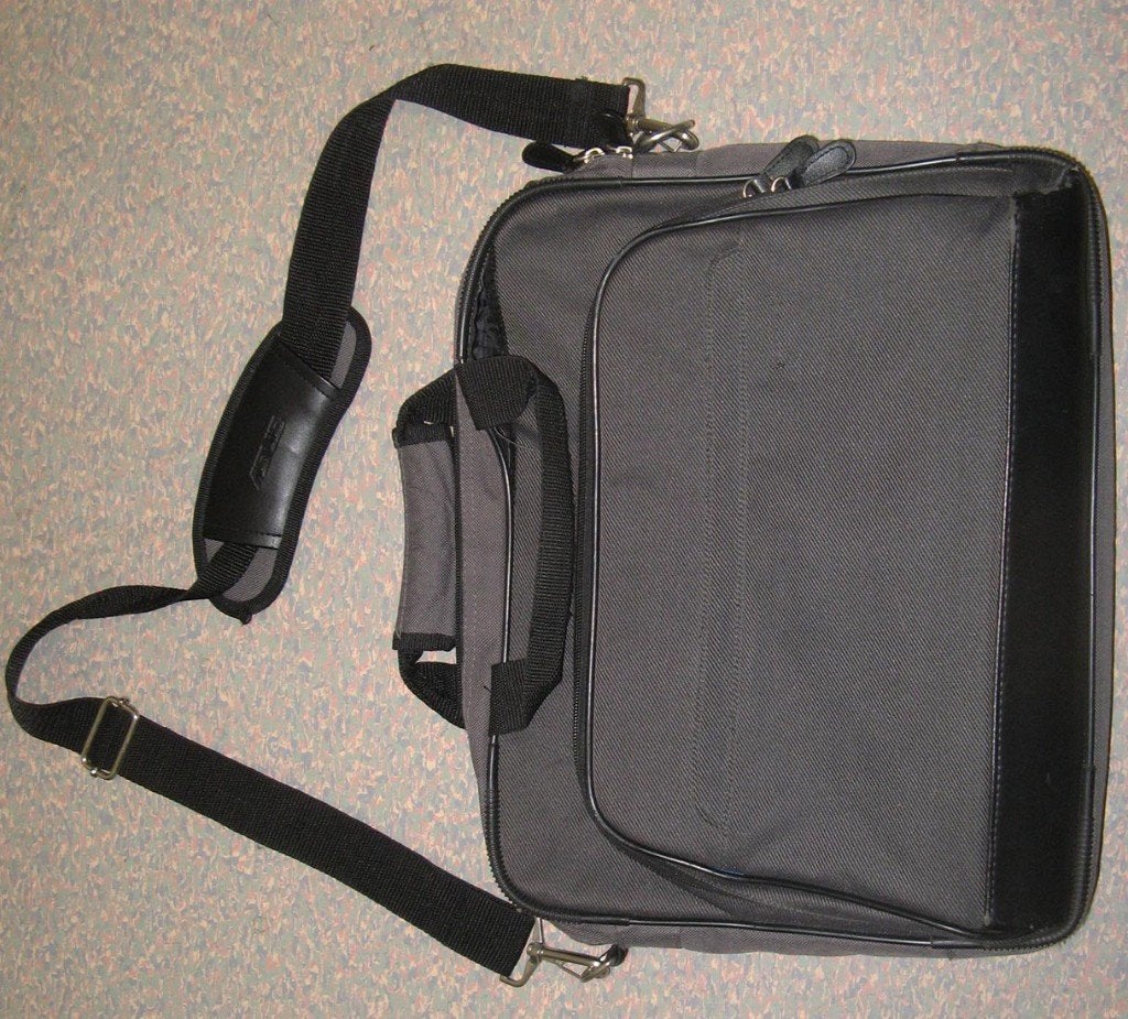 LUXE laptop - tas (ASUS), Gebruikt, 15 inch, Grijs, Ophalen of Verzenden