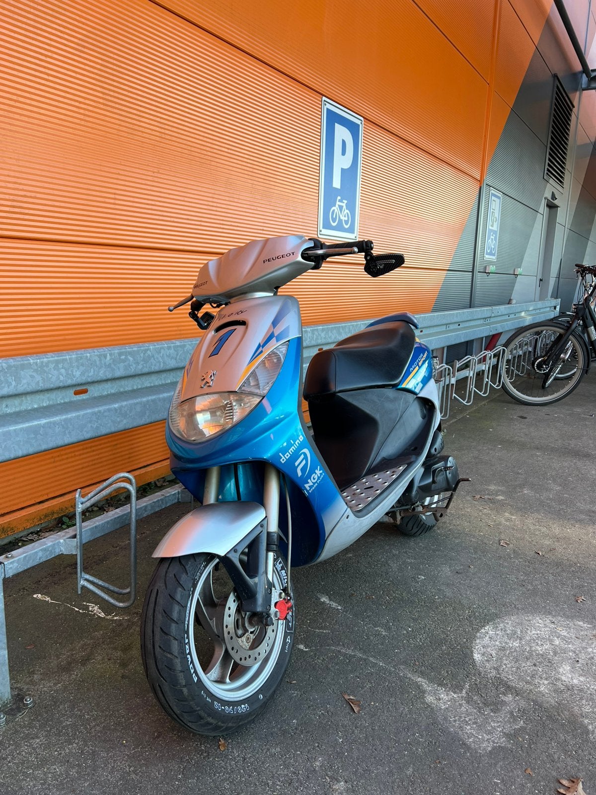 Peugeot vivacity, Fietsen en Brommers, Ophalen, Gebruikt, Benzine, Vivacity