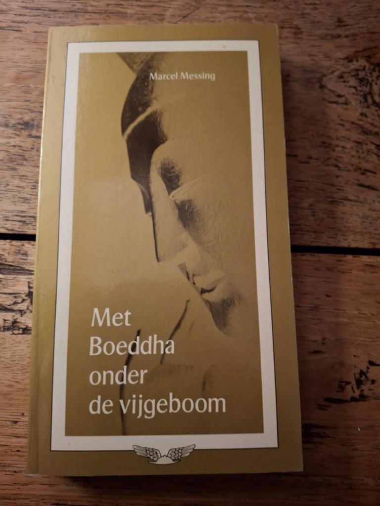 Marcel Messing - Met Boeddha onder de vijgeboom, Gelezen, Spiritualiteit algemeen, Overige typen, Ophalen of Verzenden