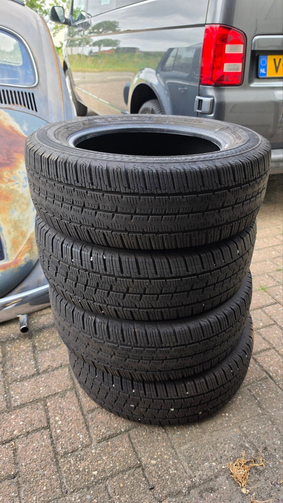 Continental VanContact 4 season banden 205/65/16, Auto-onderdelen, Banden en Velgen, Ophalen, 16 inch, 205 mm, All Season