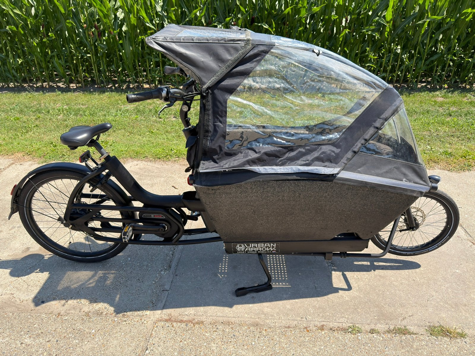 Urban Arrow bakfiets performance motor en schijfremmen., Fietsen en Brommers, Gebruikt, Urban arrow, Amsterdam, Zie internet
