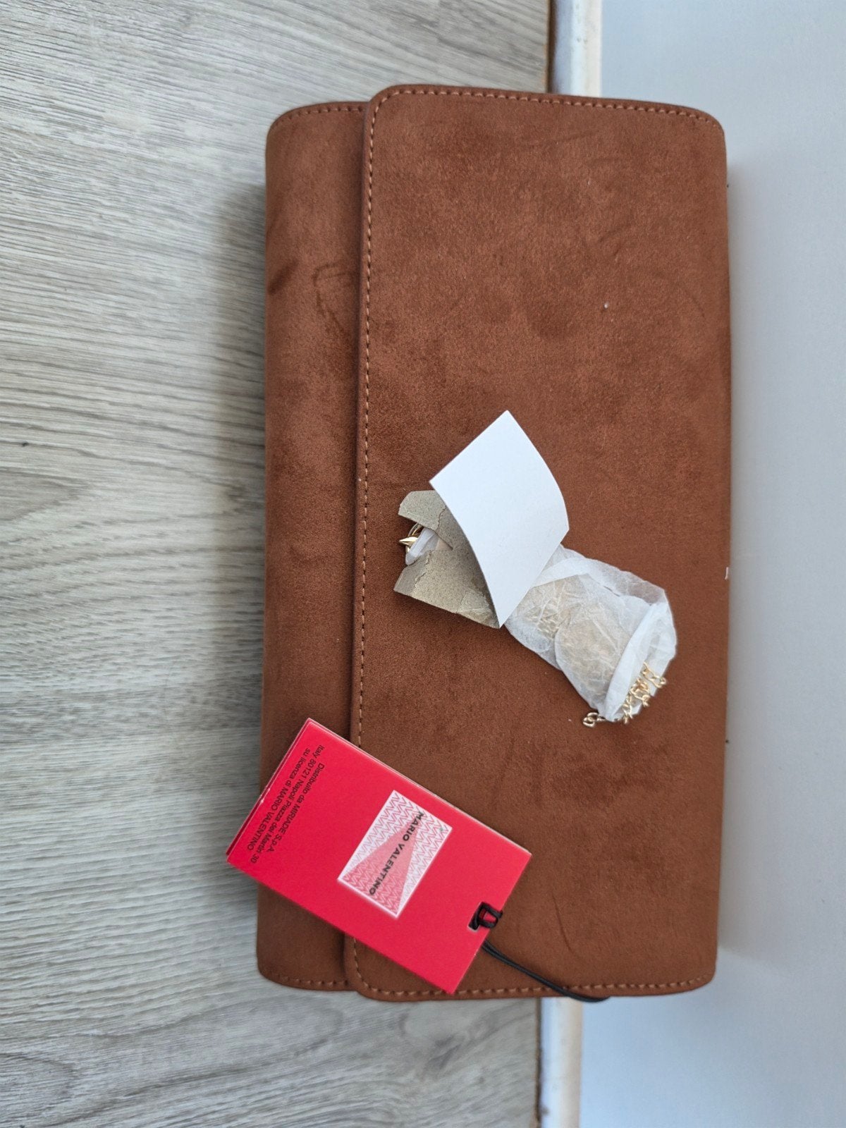 Valentino Divina Suède Leren Clutch Bruin Nieuw, Sieraden, Tassen en Uiterlijk, Ophalen of Verzenden, Nieuw, Bruin, Avondtasje