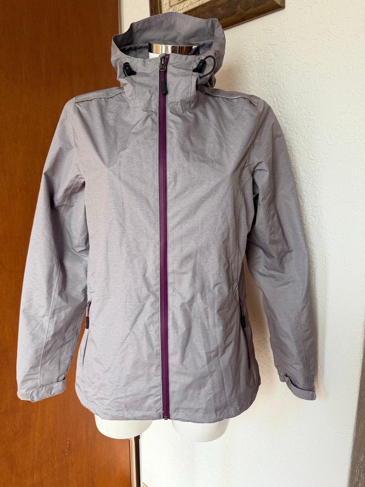 Crivit Outdoor Jas Maat 40/42 - Grijs met paarse rits, Ophalen of Verzenden, Zo goed als nieuw, Maat 42/44 (L)