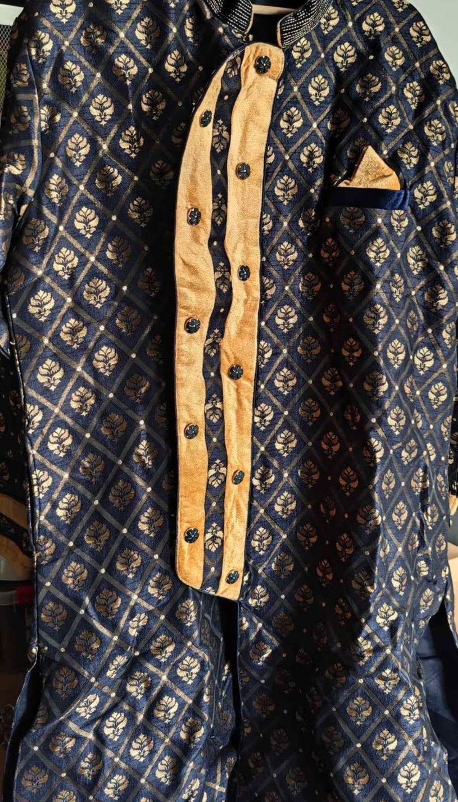 Mooie Indiase Sherwani - Donkerblauw met goud, Maat 52/54 (L), Onbekend, Blauw, Ophalen of Verzenden