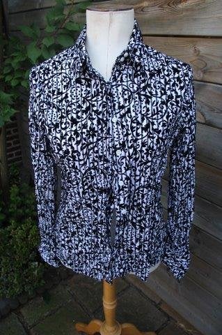 Blouse zwart/ wit Nan mt 40 Vaste prijs AANBIEDING, Maat 38/40 (M), Zwart, Ophalen of Verzenden, Zo goed als nieuw