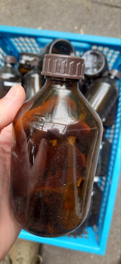 Glazen medicijnflesjes 300ml ca 40 stuks, Ophalen