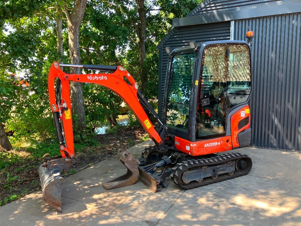 Kubota KX 019-4 minigraver | 2 bakken | 2100u (bj 2019), Zakelijke goederen, Machines en Bouw | Kranen en Graafmachines, Graafmachine
