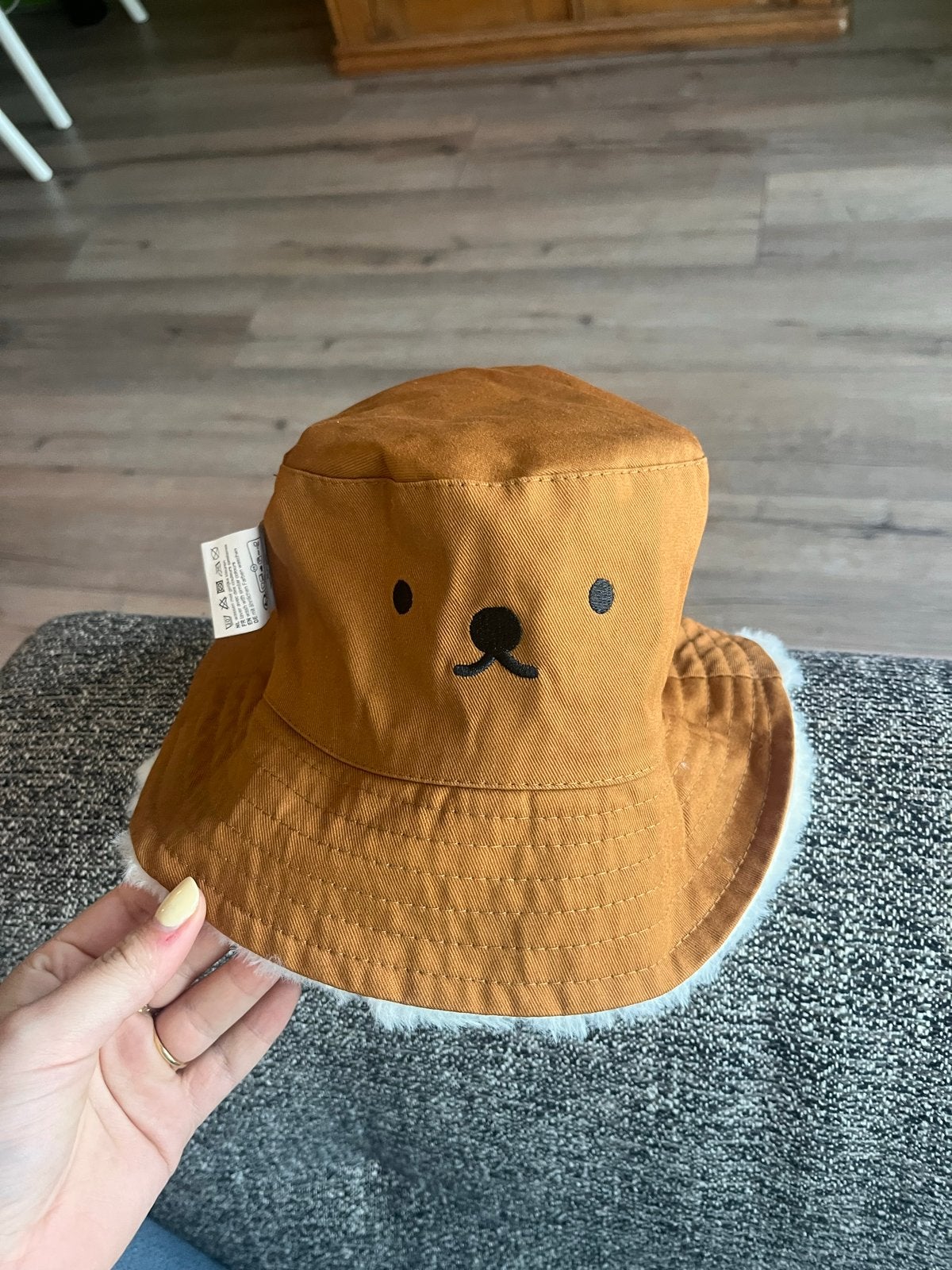 Nijntje omkeerbaar hoedje - Bruin/Wit, Kleding | Dames, Hoeden en Petten, Ophalen of Verzenden, Nieuw, One size fits all, Hoed