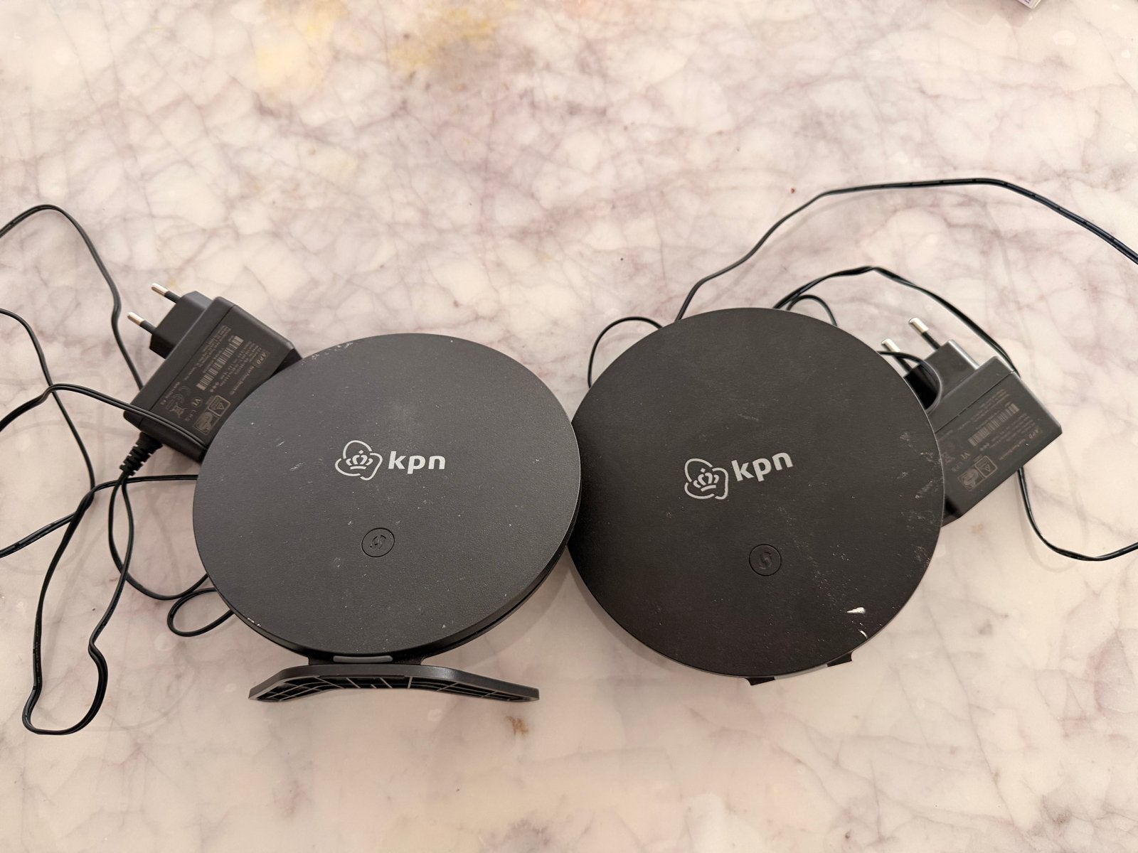 KPN SuperWifi 2.0 Set - 2x Router met Adapter, Ophalen of Verzenden, Gebruikt, Router
