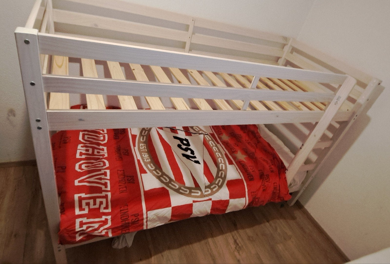 Grenenhout stapelbed Pino, Ophalen, Zo goed als nieuw, Stapelbed