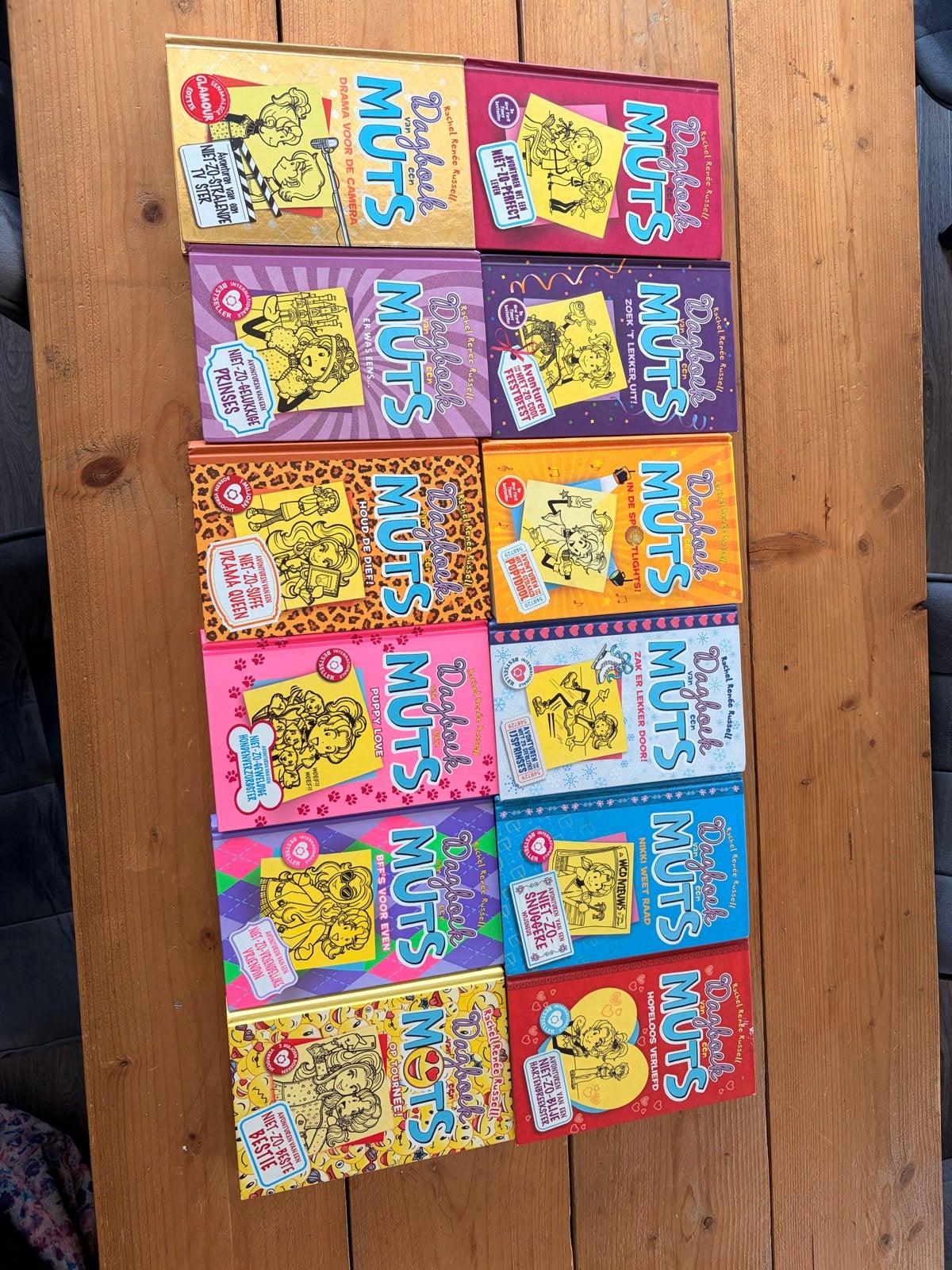 12 boeken Dagboek van een Muts (deel 1-11 & 14), Boeken, Ophalen, Gelezen, Fictie