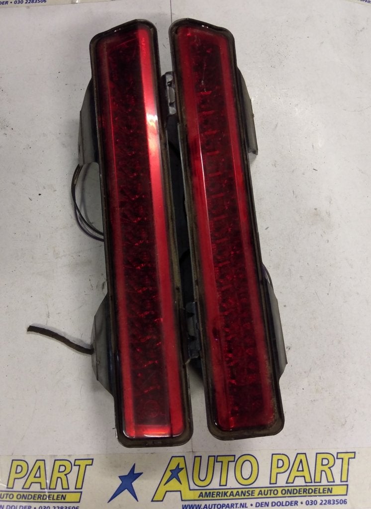 Cadillac STS 05-11 CTS 08-13 mistlamp achter, Gebruikt, Info@gm.com, Ophalen of Verzenden, P.O. BOX 33170 Detroit, MI 48232-5170
