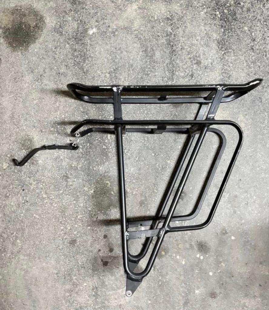 Stella FDST bagagedrager voorwielmotor (defect), Fietsen en Brommers, Fietsaccessoires | Bagagedragers, Gebruikt, Ophalen of Verzenden