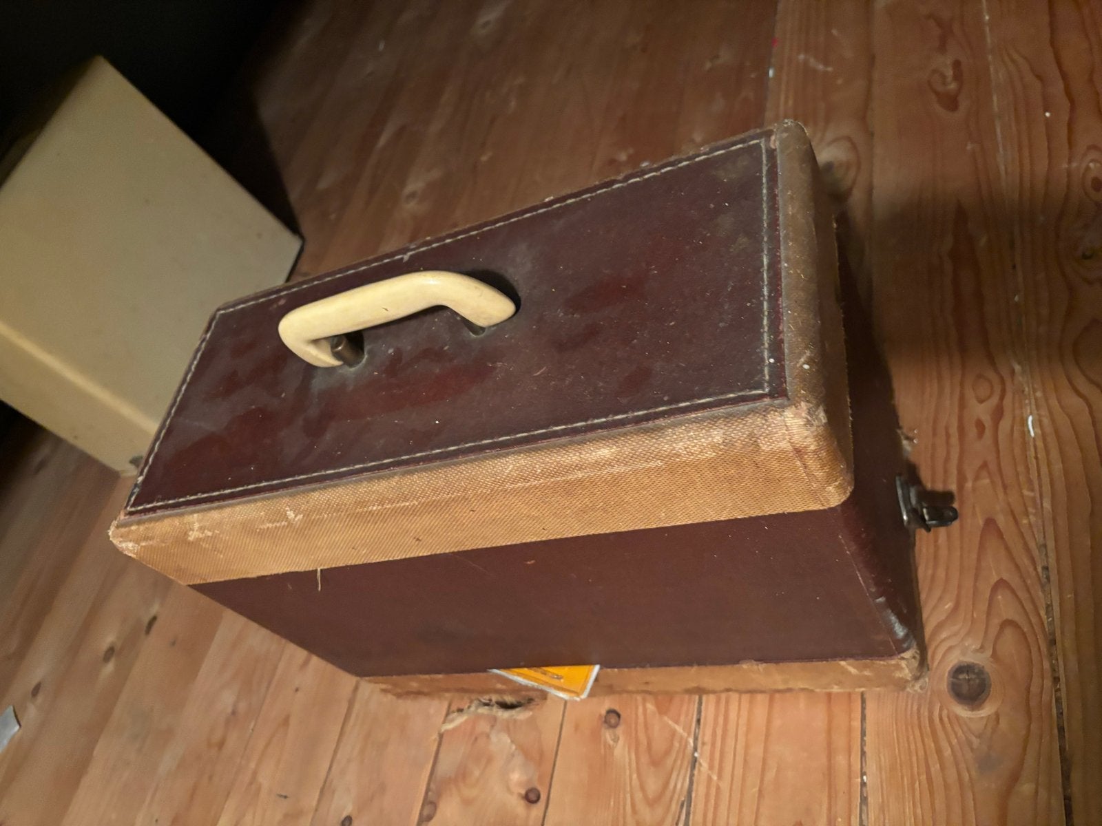 Antieke Singer Naaimachine met Koffer - Model EM88062, Ophalen