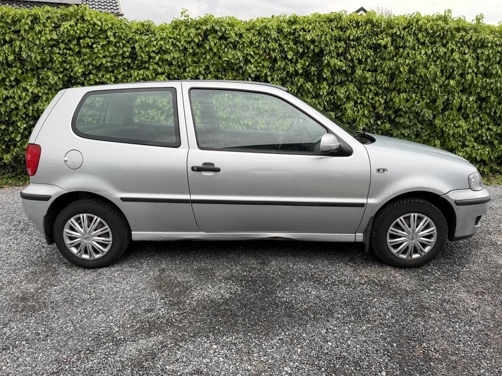 Volkswagen Polo 1.4 Trendline Automaat | Trekhaak | Radio /, Auto's, Gebruikt, 4 cilinders, 60 pk, Origineel Nederlands