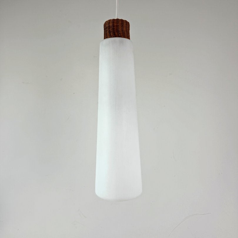 2x langwerpige, vintage hanglamp witglas streep, kapje riet, Ophalen, Gebruikt, Glas, Vintage, japandi, skandi
