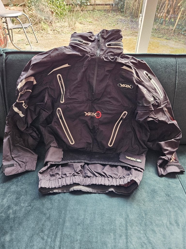 Yak CONQUEST Hooded Touring Cag Black, Watersport en Boten, Heer, Overige typen, Yak, Ophalen of Verzenden
