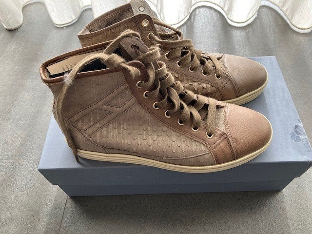 Hogan sneakers, Kleding | Dames, Bruin, Ophalen of Verzenden, Sneakers of Gympen, Zo goed als nieuw