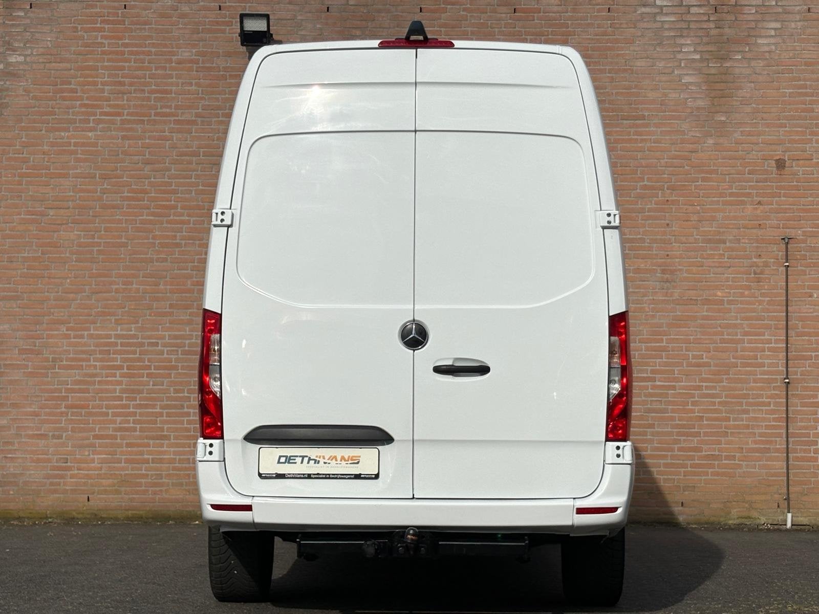 Foto 24 van Mercedes-Benz Sprinter 316CDI 164PK L2H2 Dubbelcabine / 7G-T