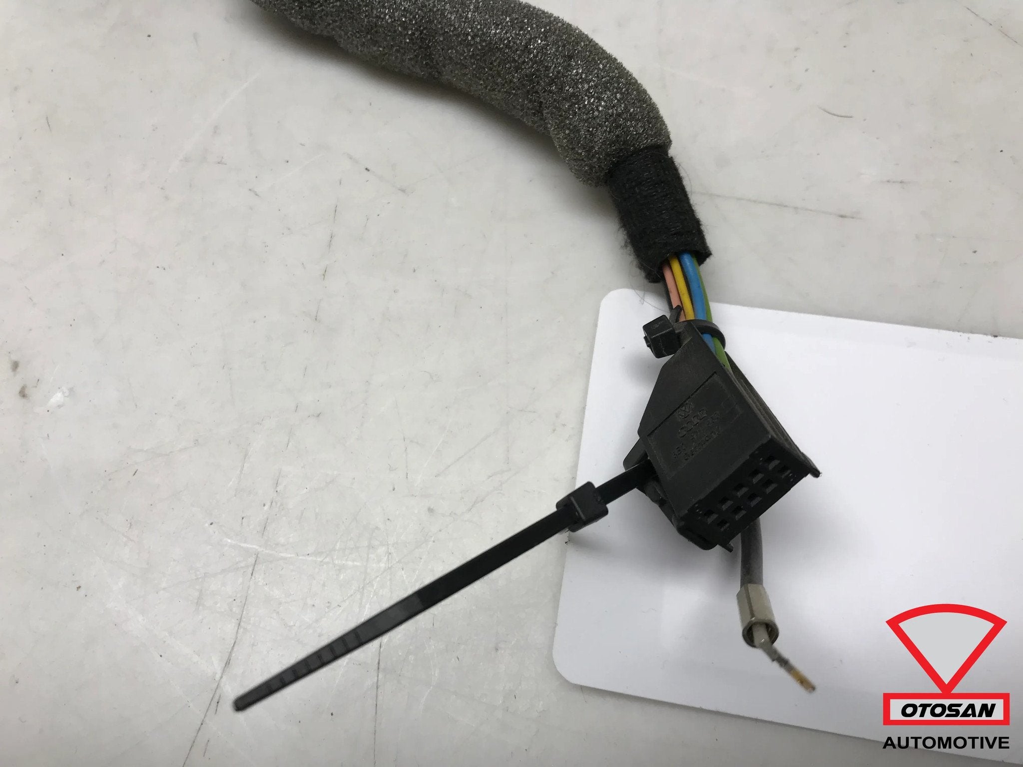 VW Polo 6R Touareg 7L VAG Bluethooth Adapter 7L6035707M, Auto-onderdelen, Gebruikt, Volkswagen, Volkswagen AG, Berliner Ring 2
38440  Wolfsburg, DE