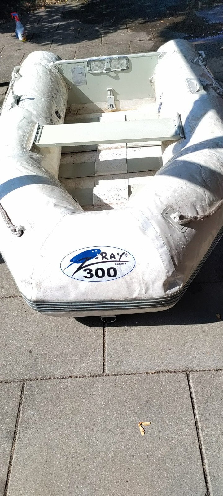 Z-Ray 300 opblaasboot met Aquaparx 5PK buitenboordmotor, Ophalen, Gebruikt, Hout, Inclusief motor