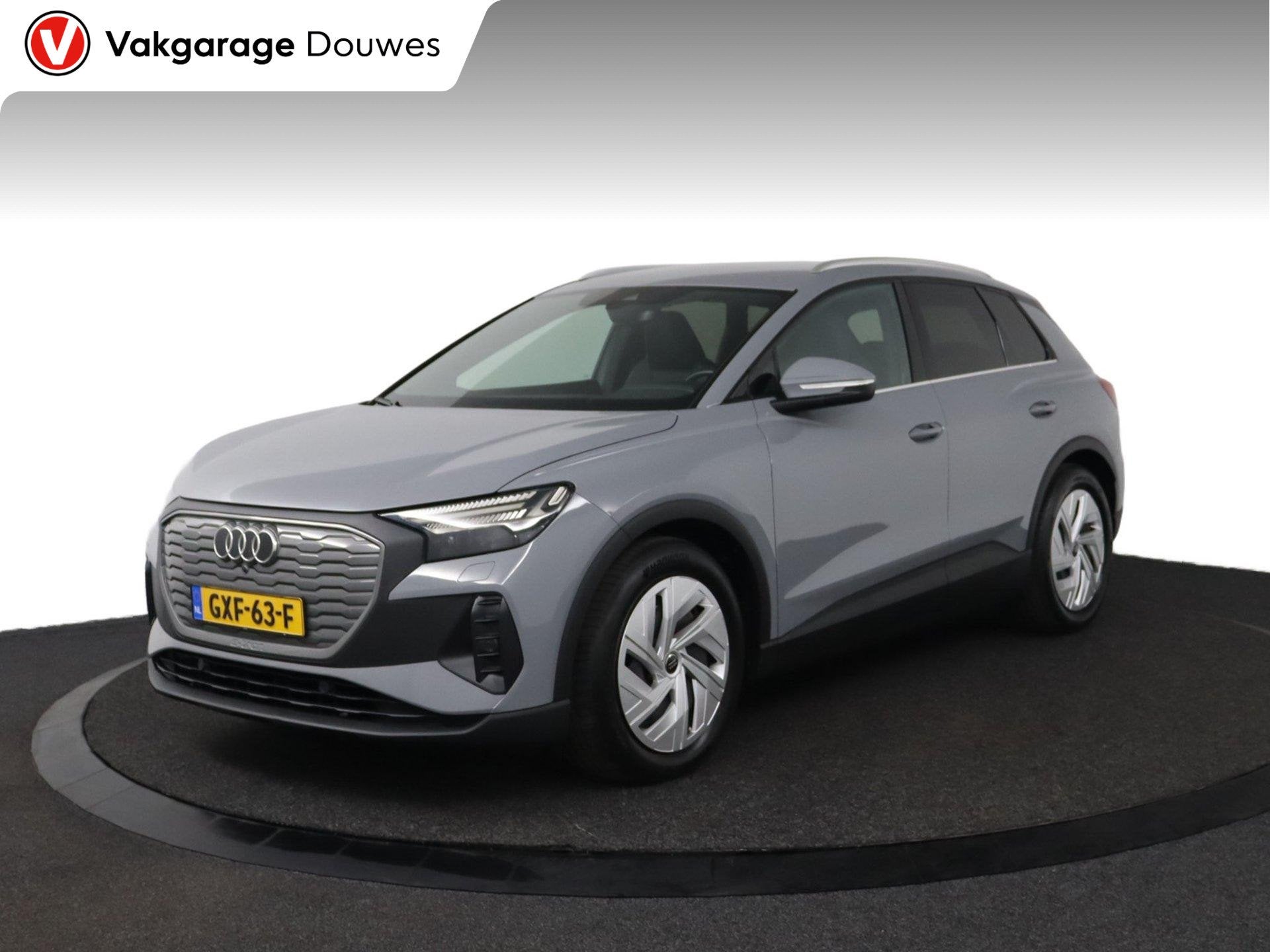Audi Q4 e-tron 35 Launch edition 55 kWh |ACC|Sfeerverlichtin, Auto's, Automaat, Gebruikt, Zwart, 1865 kg