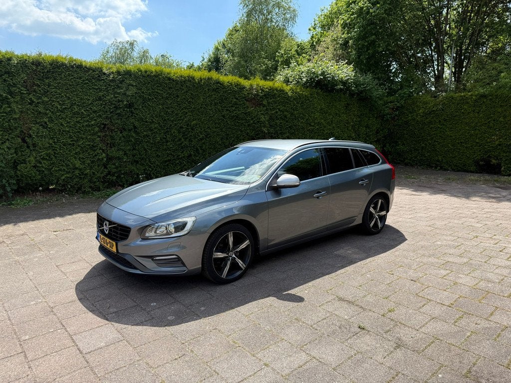 Volvo V60 2.0 D3 r desing, Auto's, Volvo, Voorwielaandrijving, Gebruikt, Euro 6, 4 cilinders