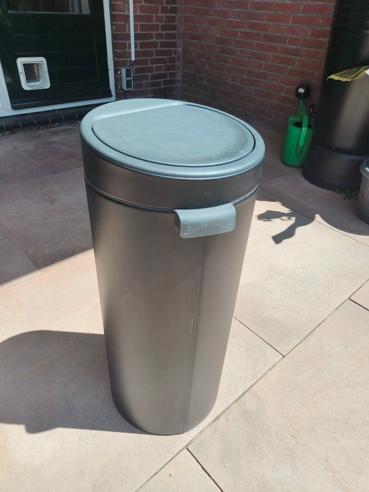 Brabantia prullenbak Touch Bin 30L, 20 tot 30 liter, Ophalen, Minder dan 50 cm
