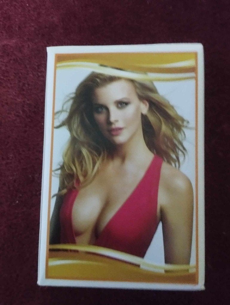 Pin up speelkaarten badkleding (nieuw in seal), Verzamelen, Speelkaarten, Jokers en Kwartetten, Ophalen, Nieuw, Speelkaart(en)