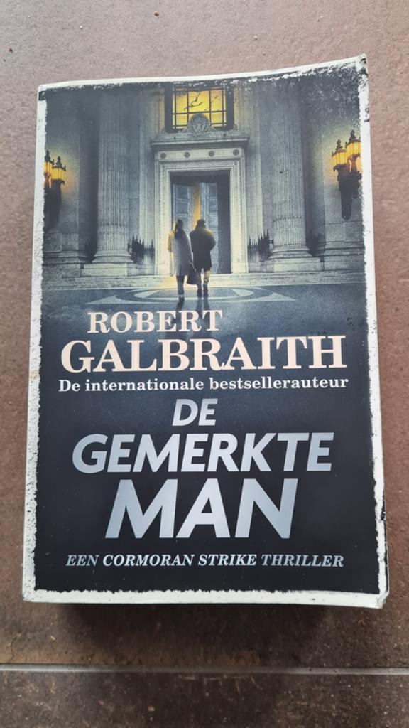 De Gemerkte Man - Robert Galbraith (Cormoran Strike), Boeken, Ophalen of Verzenden, Gelezen, Robert Galbraith, Nederland