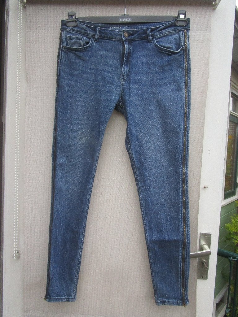 Aparte  spijkerbroek YESSICA mt 40  ritsen!, Kleding | Dames, Blauw, Yessica, Ophalen of Verzenden, Zo goed als nieuw