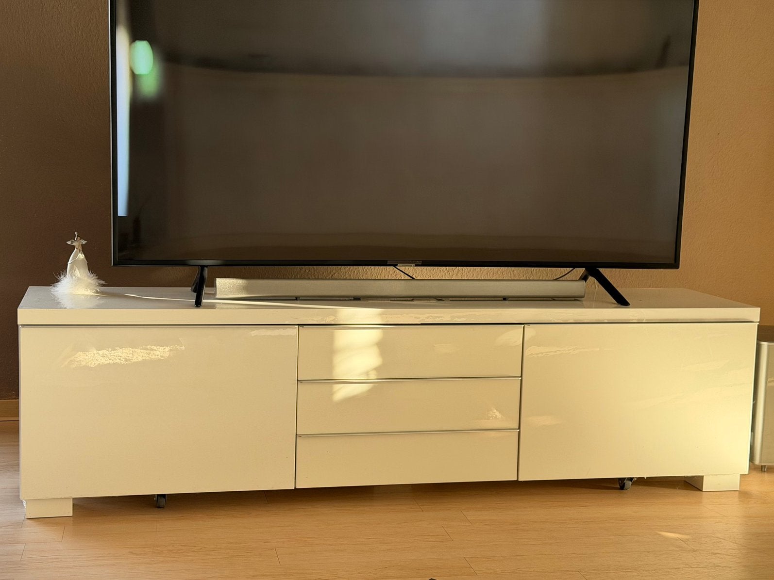 Ikea Besta TV meubel hoogglans wit, Ophalen, 150 tot 200 cm, Zo goed als nieuw, Minder dan 100 cm