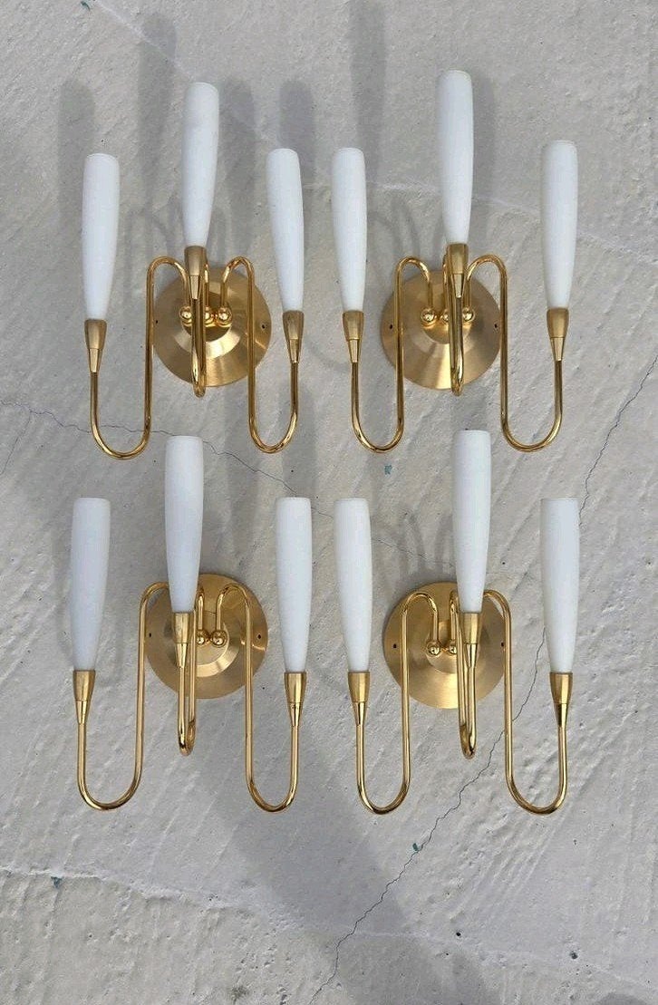 Set van 4 vintage messing wandlampen met opaline glazen, Ophalen, Gebruikt, Glas, Vintage, Mid-century Modern, Retro