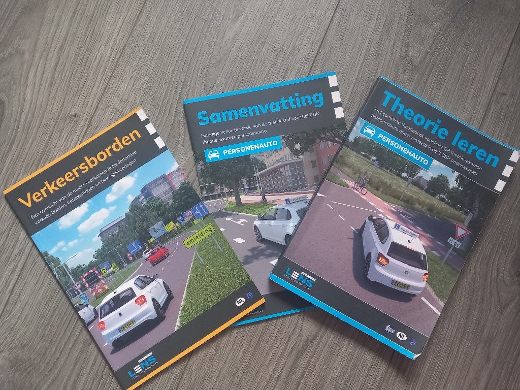 Hele set theorieboeken auto rijexamen, Ophalen of Verzenden, Zo goed als nieuw, Algemeen