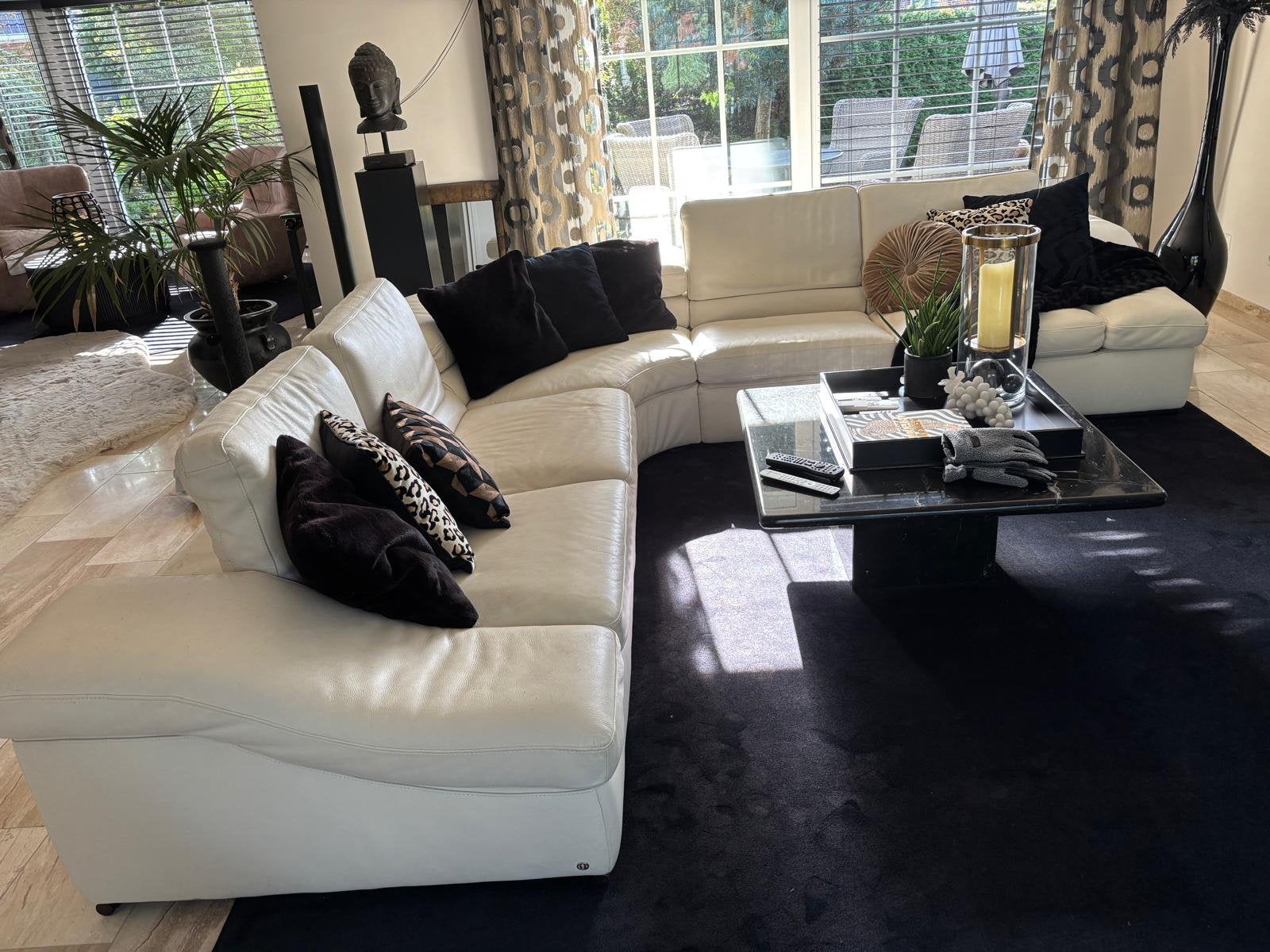 Prachtige grote Natuzzi leren hoekbank 320x320 cm –roomkleur, Ophalen, Gebruikt, Leer