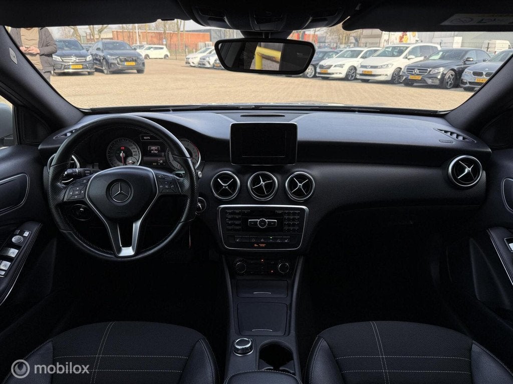 Mercedes A-klasse 180 Prestige AUTOMAAT, Auto's, Gebruikt, 4 cilinders, 122 pk, 19 km/l