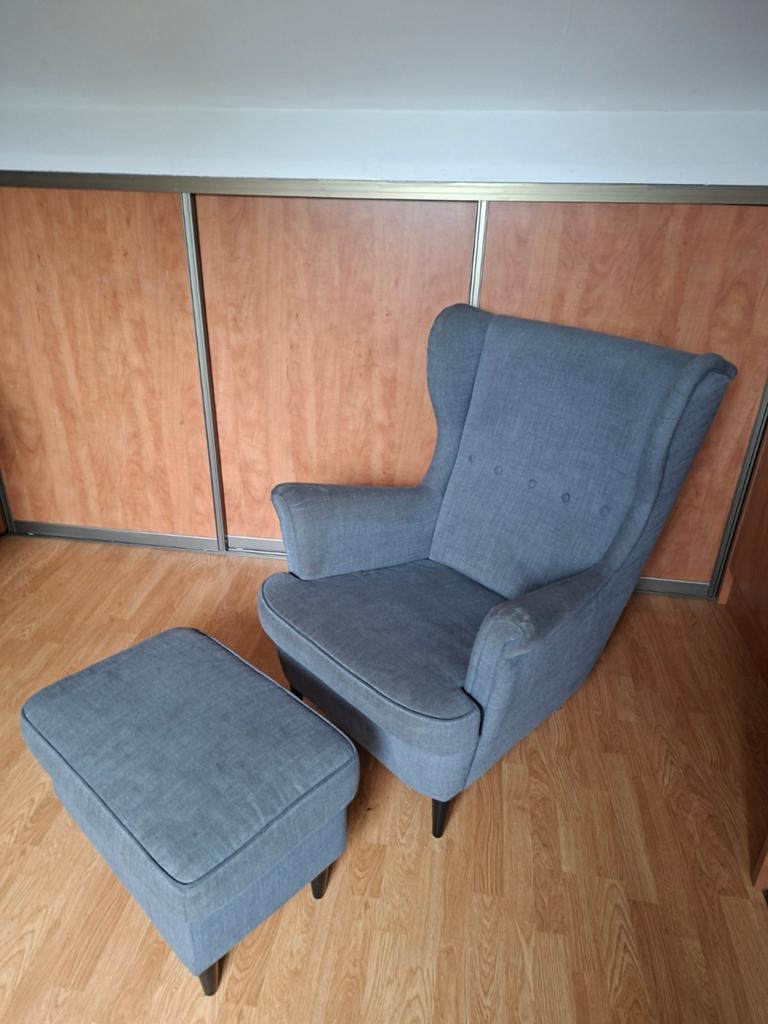 Fauteuil met poef, Huis en Inrichting, Fauteuils, 75 tot 100 cm, Ophalen of Verzenden, Zo goed als nieuw, Stof
