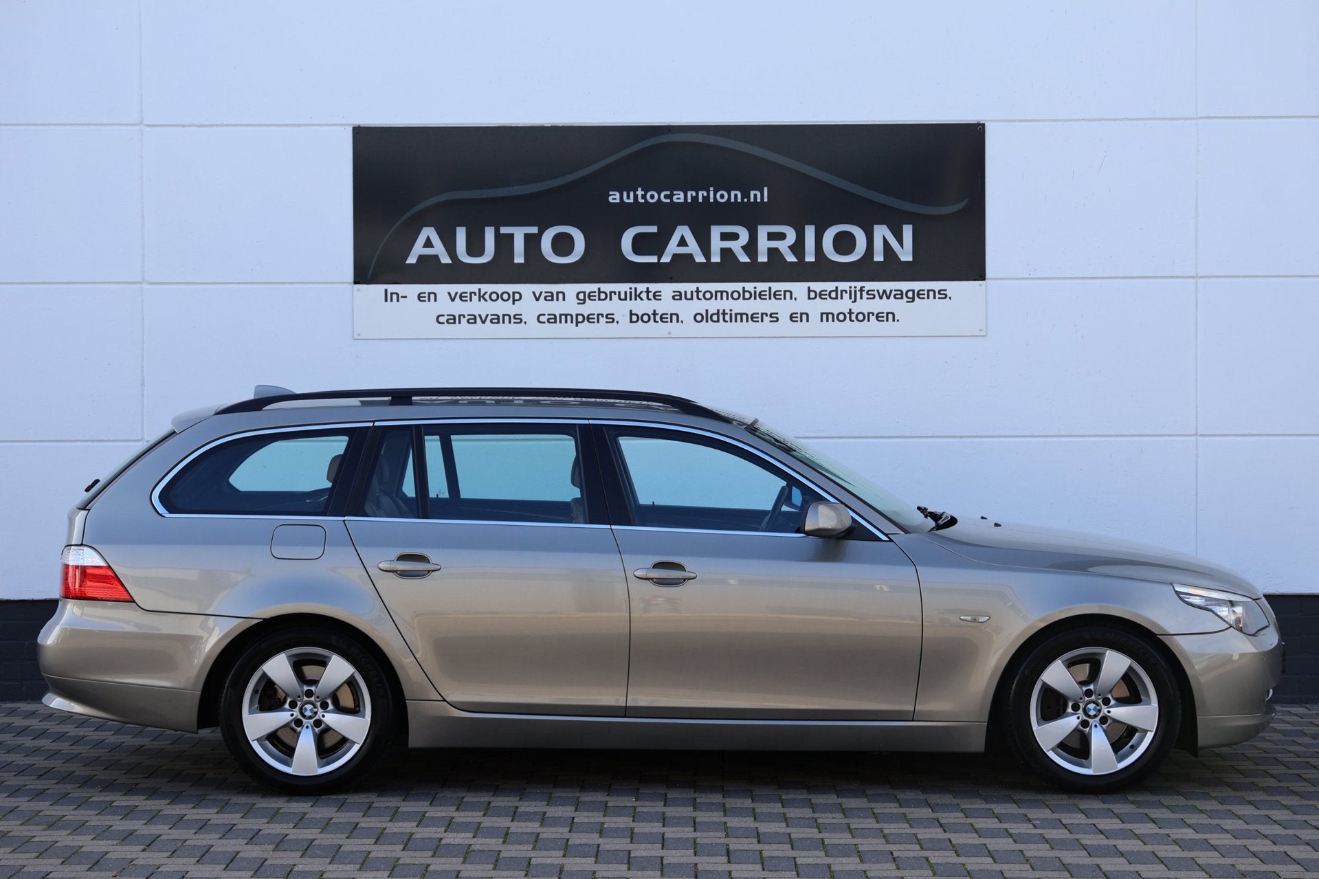 BMW 5-serie Touring 525i 6 Cil. Youngtimer Leder UNIEK NAP !, Auto's, Achterwielaandrijving, Gebruikt, Verwarmde buitenspiegels