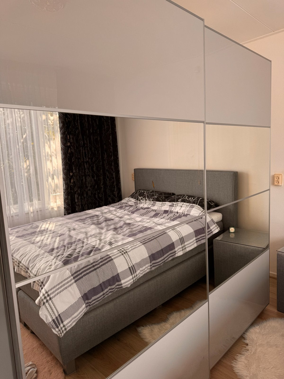 Kledingkast met schuifdeuren ikea, Ophalen, Zo goed als nieuw, 50 tot 75 cm, 200 cm of meer