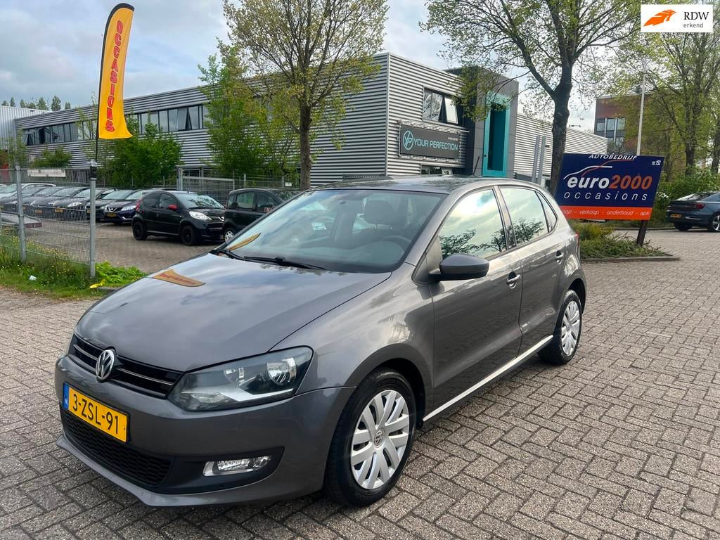 Volkswagen Polo 1.2 TSI - 5 DEURS - AIRCO - NIEUWE APK !, Voorwielaandrijving, Euro 5, Stof, Zwart