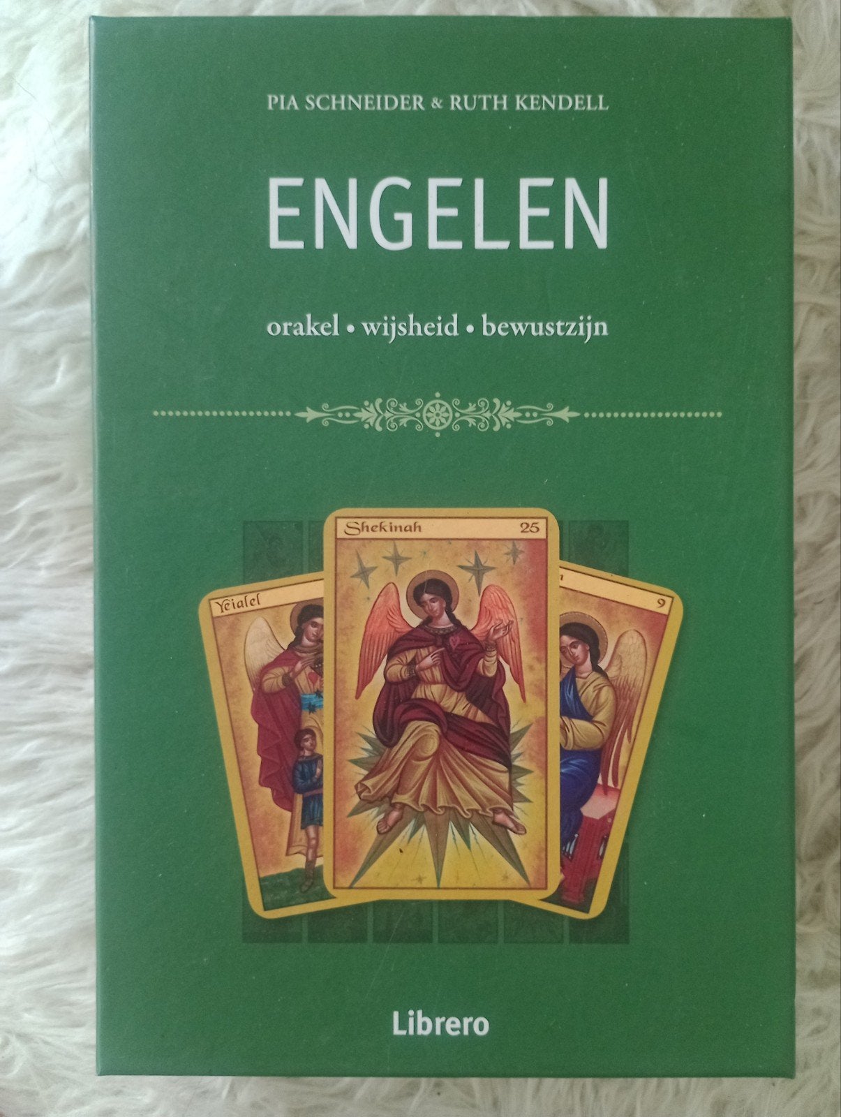 Engelen: Orakel, Wijsheid, Bewustzijn - Pia Schneider & Ruth, Achtergrond en Informatie, Spiritualiteit algemeen, Ophalen of Verzenden