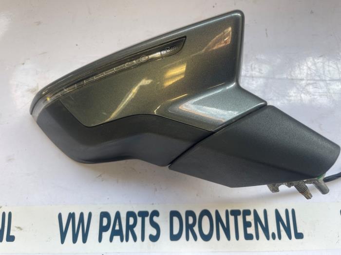 Buitenspiegel rechts van een Seat Arona, Gebruikt, -, Verzenden, -