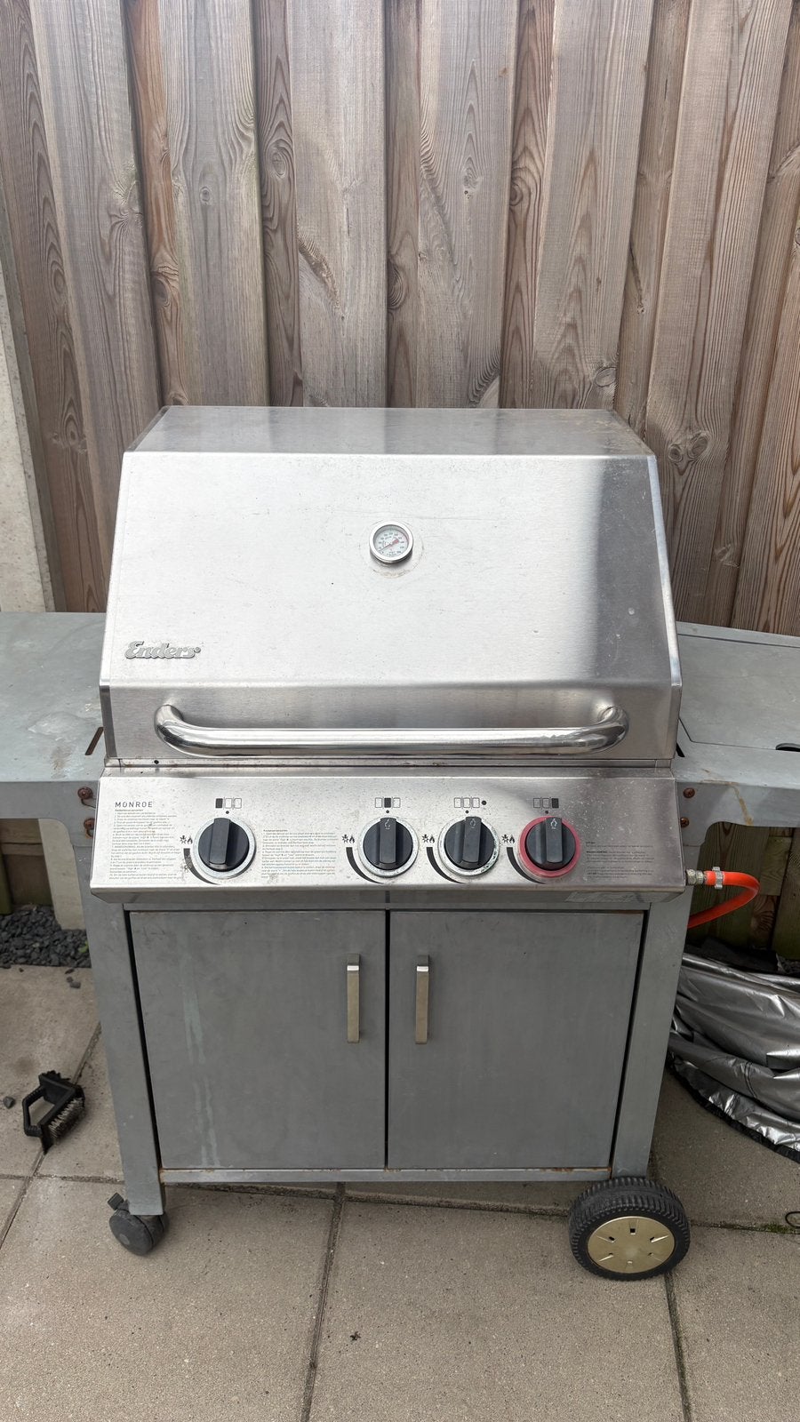 Gratis(ish) Enders gas-bbq — voor een kratje bier, Ophalen, Gebruikt
