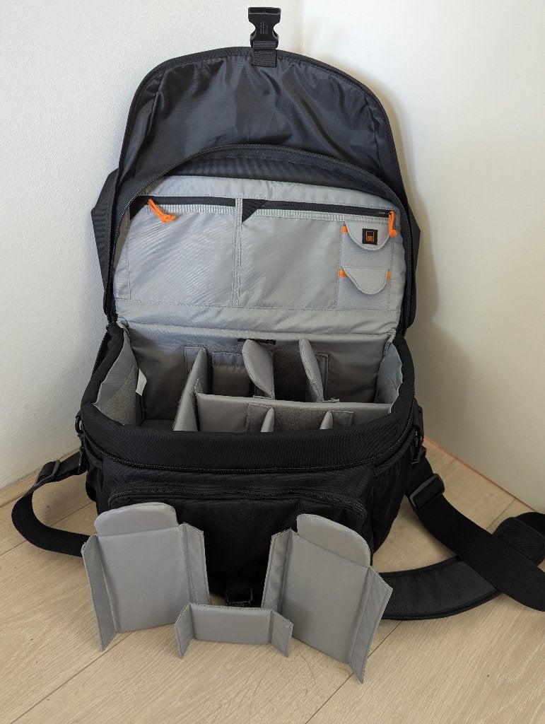 Cameratas - LowePro Nova 200 AW - schoudertas, Audio, Tv en Foto, Fotografie | Fototassen, Ophalen, Gebruikt, Schoudertas, Lowepro