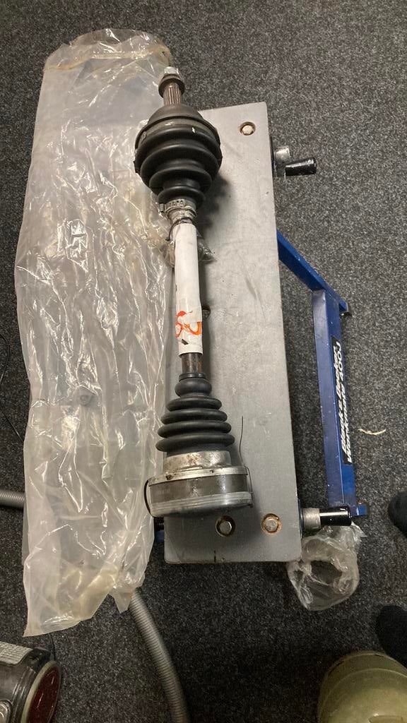 Aandrijfas passat 35i., Auto-onderdelen, Ophalen of Verzenden, Gereviseerd