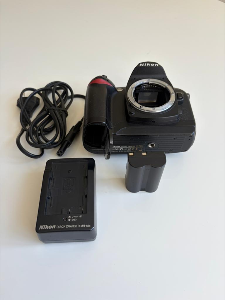Nikon D70s body (spiegelreflex camera / DSLR), Audio, Tv en Foto, Fotocamera's Digitaal, Gebruikt, Spiegelreflex, Ophalen of Verzenden