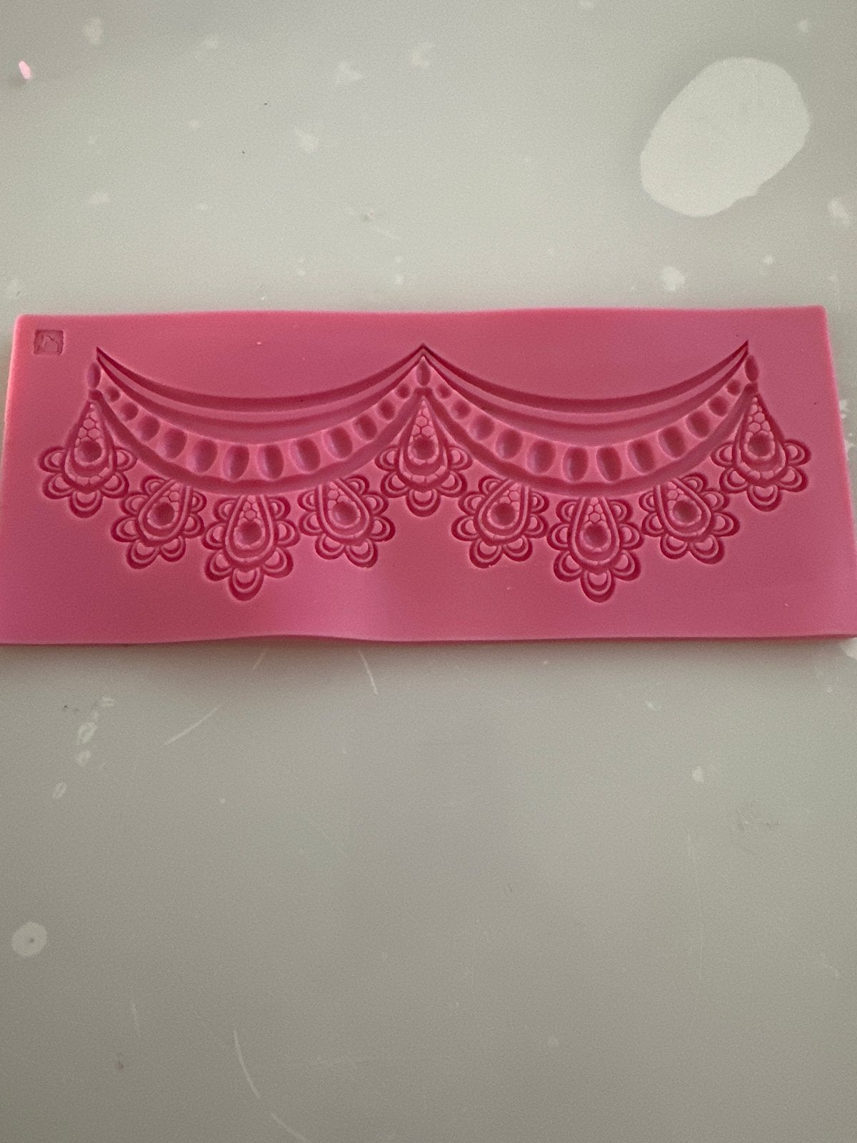 Siliconen mal voor taartdecoratie - Kantpatroon, Hobby en Vrije tijd, Taarten en Cupcakes maken, Ophalen of Verzenden, Nieuw, Taarten of Cupcakes