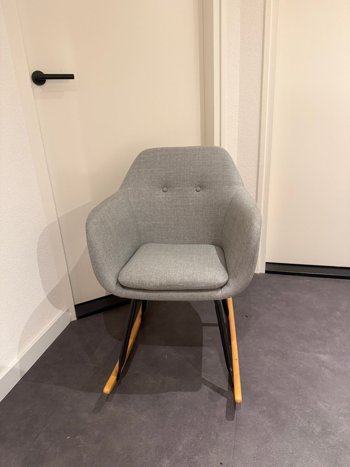Schommelstoel in zeer nette staat, Ophalen, Zo goed als nieuw, Rechthoekig