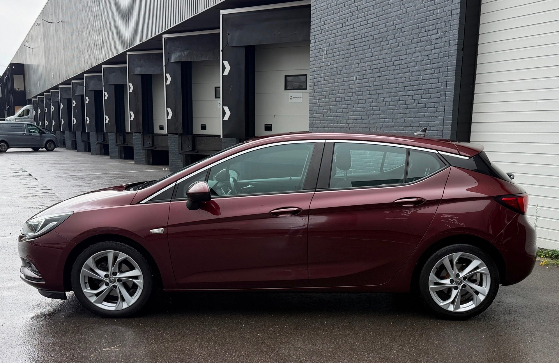 Opel Astra 1.6 CDTI Business+ CRUISE/NAVI/LED/CLIMA/NAP, Auto's, Voorwielaandrijving, Stof, Gebruikt, 4 cilinders