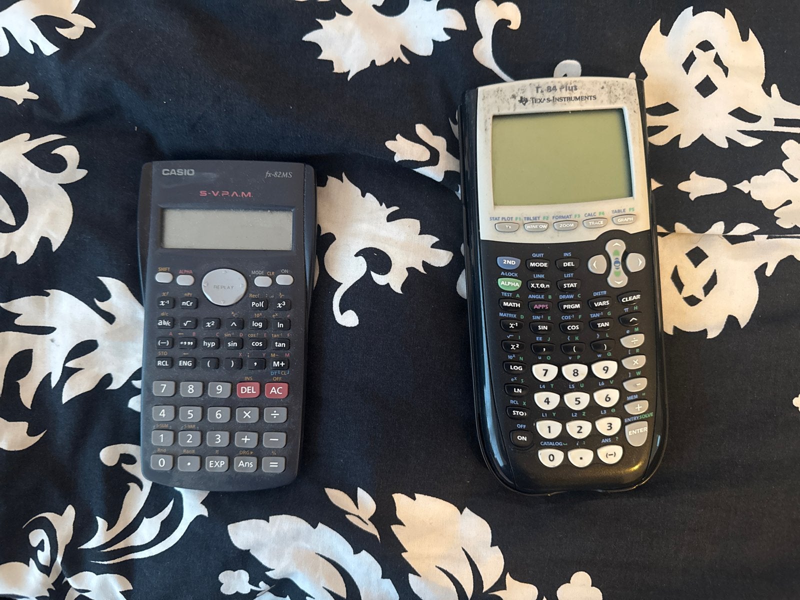 Casio en ti-84 plus rekenmachines, Diversen, Ophalen of Verzenden, Grafische rekenmachine, Gebruikt